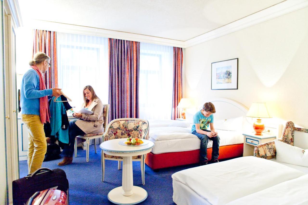 Hotel Weisses Ross Мариенберг Экстерьер фото