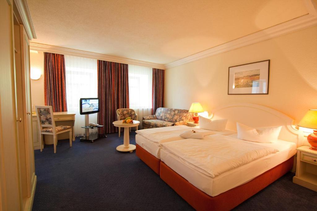 Hotel Weisses Ross Мариенберг Номер фото
